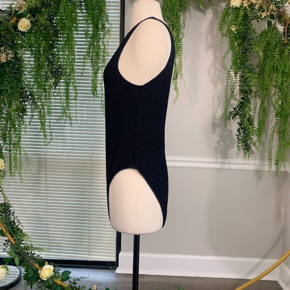 Lovers + Friends | Show Me One Piece - Picture 3 of 8